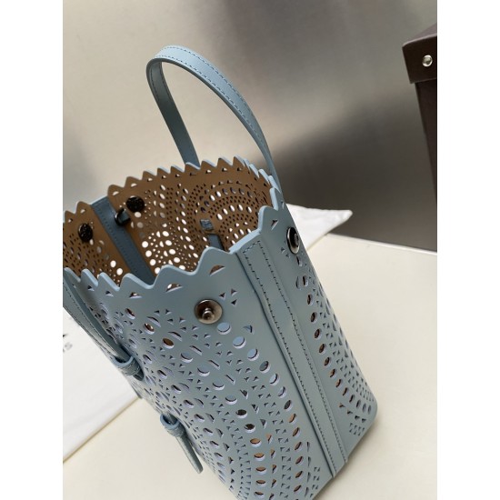 Alaia Bags Collection Top Quality
