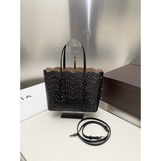 Alaia Bags Collection Top Quality
