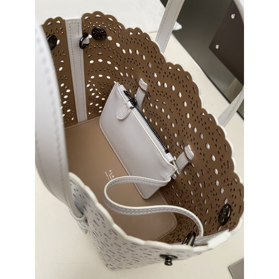 Alaia Bags Collection Top Quality
