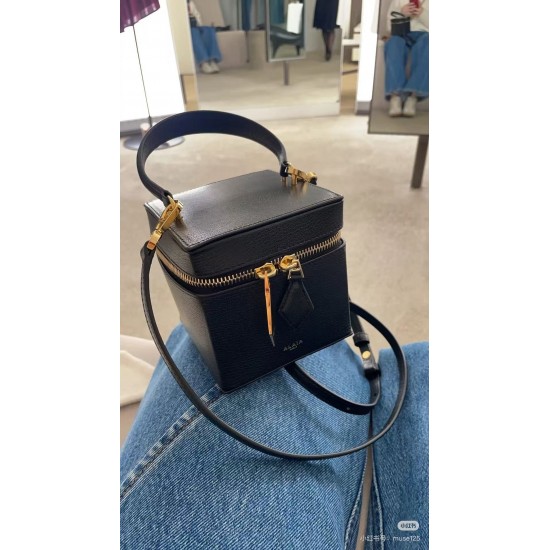 Alaia Bags Collection Top Quality
