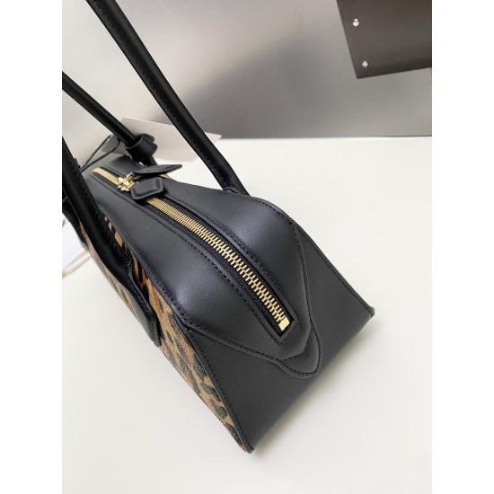 Alaia Bags Collection Top Quality
