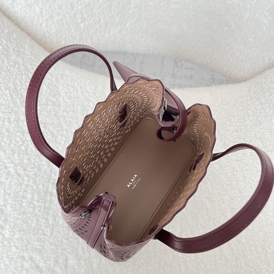 Alaia Bags Collection Top Quality
