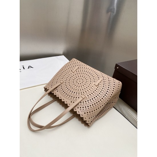 Alaia Bags Collection Top Quality
