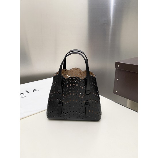 Alaia Bags Collection Top Quality
