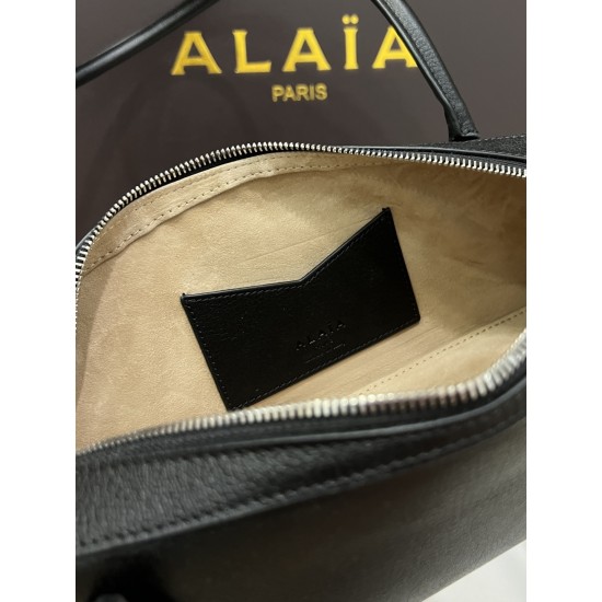Alaia Bags Collection Top Quality
