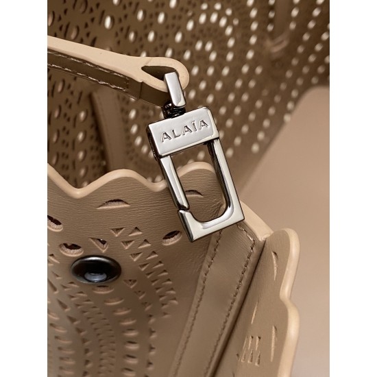 Alaia Bags Collection Top Quality

