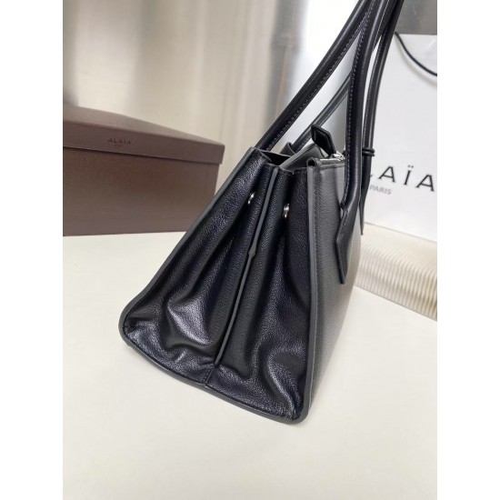 Alaia Bags Collection Top Quality
