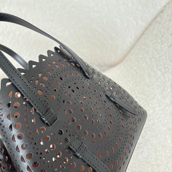 Alaia Bags Collection Top Quality
