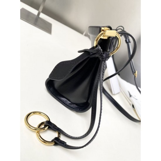 Alaia Bags Collection Top Quality
