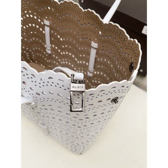Alaia Bags Collection Top Quality
