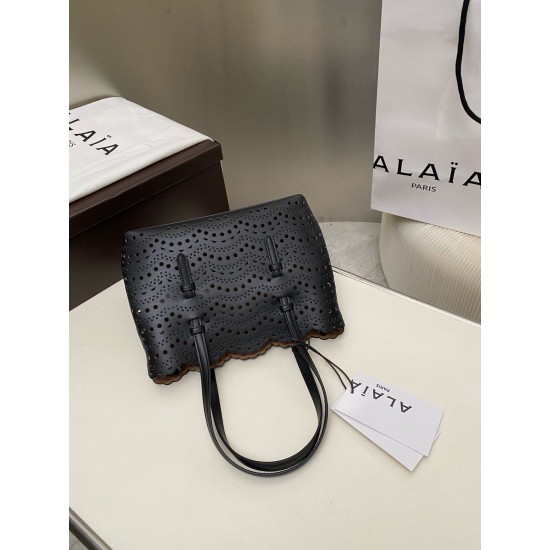 Alaia Bags Collection Top Quality
