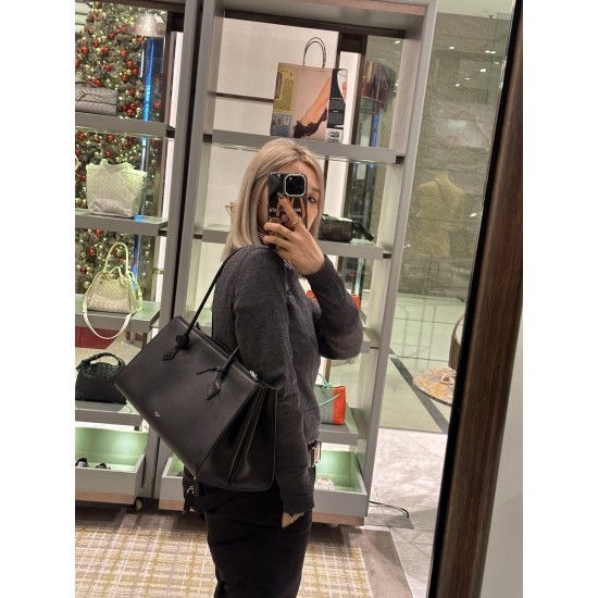 Alaia Bags Collection Top Quality
