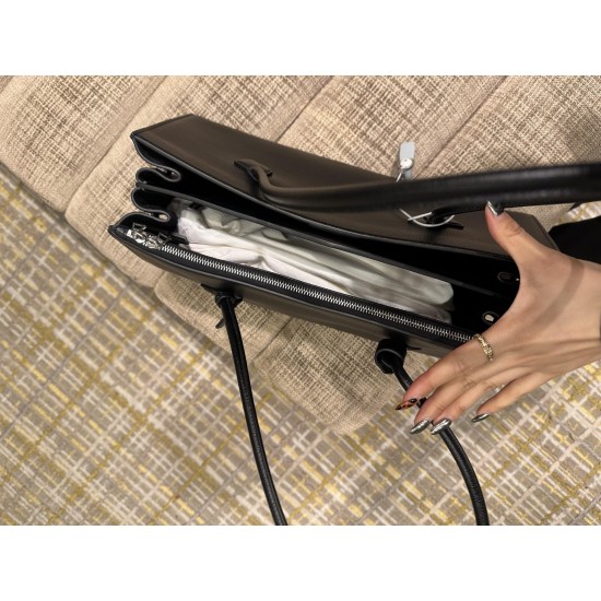 Alaia Bags Collection Top Quality
