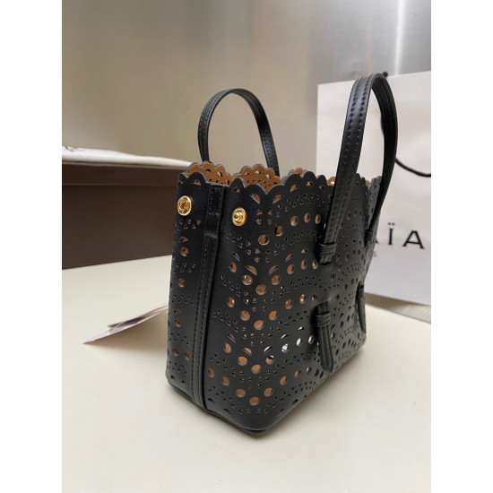 Alaia Bags Collection Top Quality
