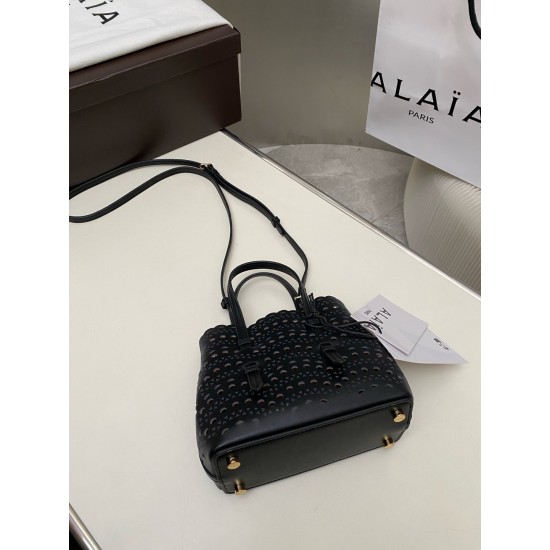 Alaia Bags Collection Top Quality
