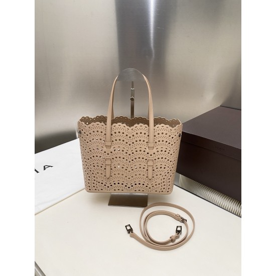 Alaia Bags Collection Top Quality

