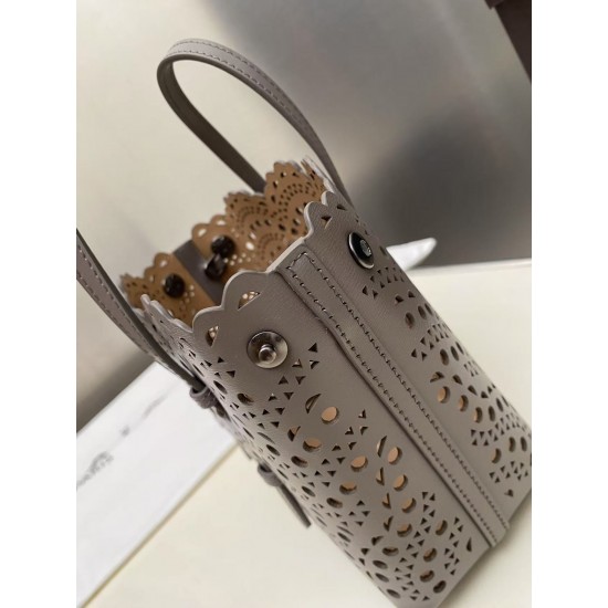 Alaia Bags Collection Top Quality
