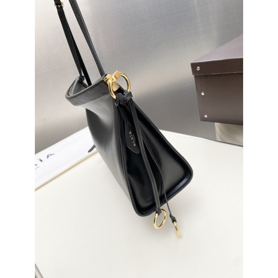 Alaia Bags Collection Top Quality
