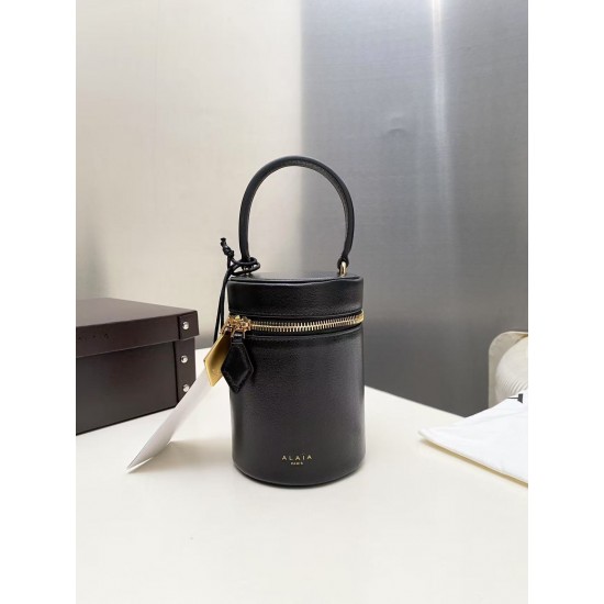 Alaia Bags Collection Top Quality
