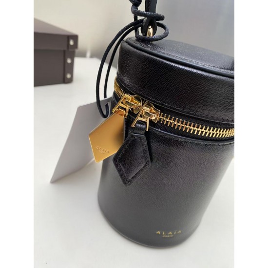 Alaia Bags Collection Top Quality

