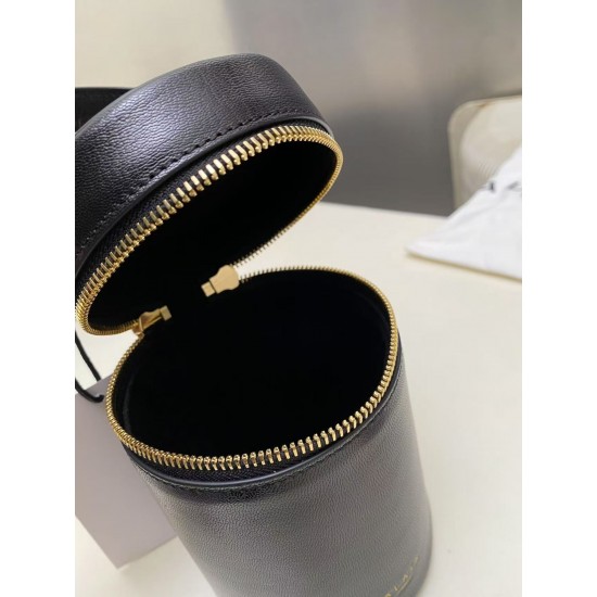 Alaia Bags Collection Top Quality
