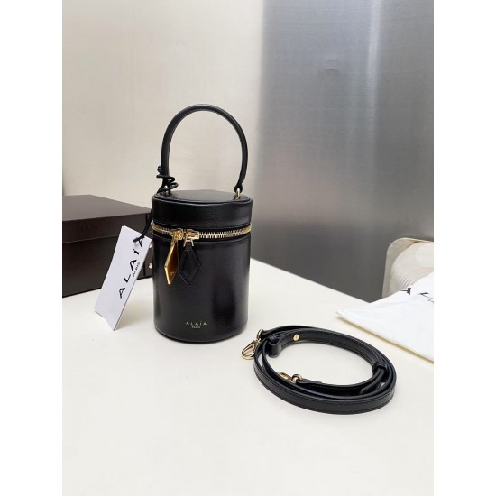 Alaia Bags Collection Top Quality
