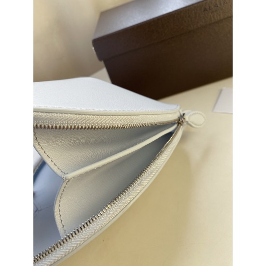 Alaia Love Bag Collection Top Quality
