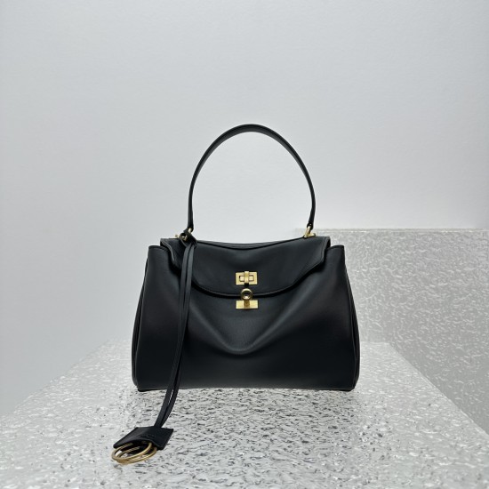 Balenciaga Collection Top Quality

