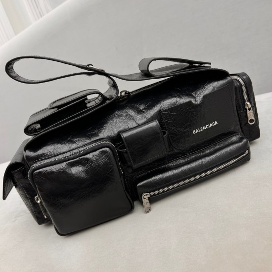 Balenciaga Collection Top Quality
