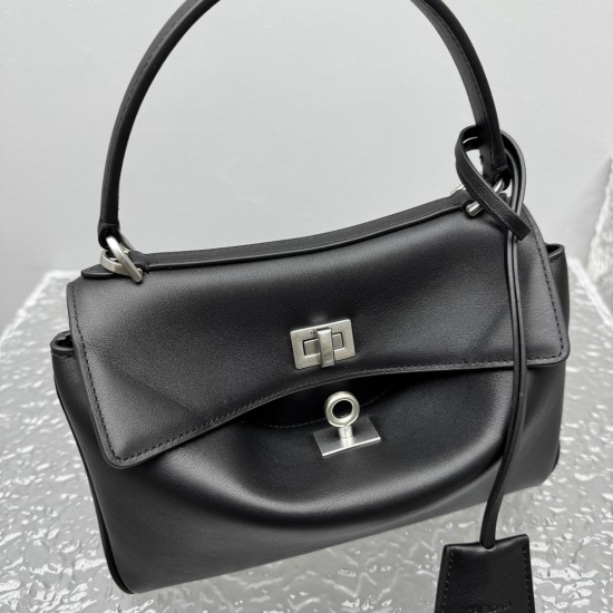 Balenciaga Collection Top Quality
