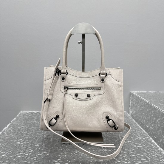 Balenciaga Collection Top Quality
