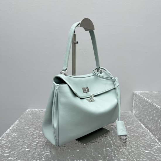 Balenciaga Collection Top Quality
