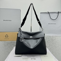 Balenciaga Collection Top Quality
