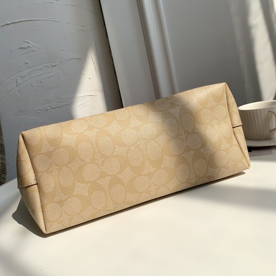 Coach Women's Bags