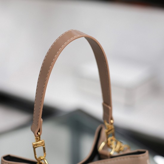 LV Bags and Wallets, Good Quality, $30–$50