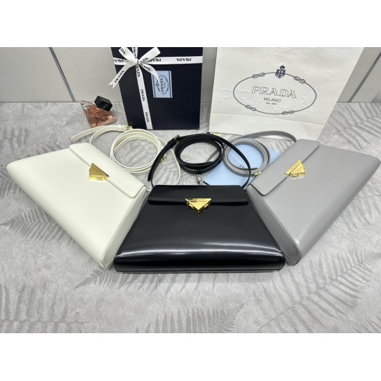 Prada Collection Top Quality
