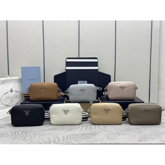 Prada Collection Top Quality
