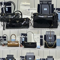 Prada Collection Top Quality
