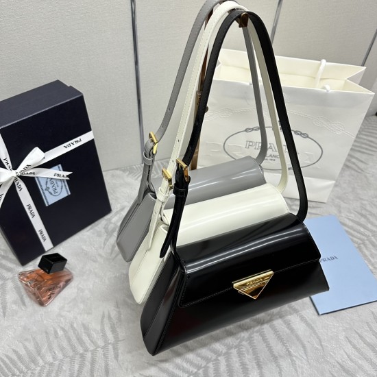 Prada Collection Top Quality
