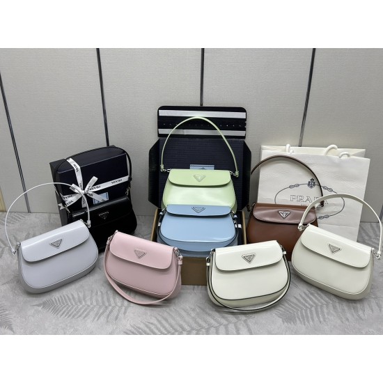 Prada Collection Top Quality
