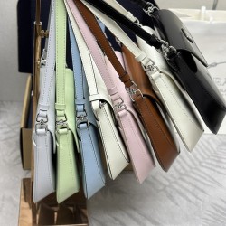 Prada Collection Top Quality
