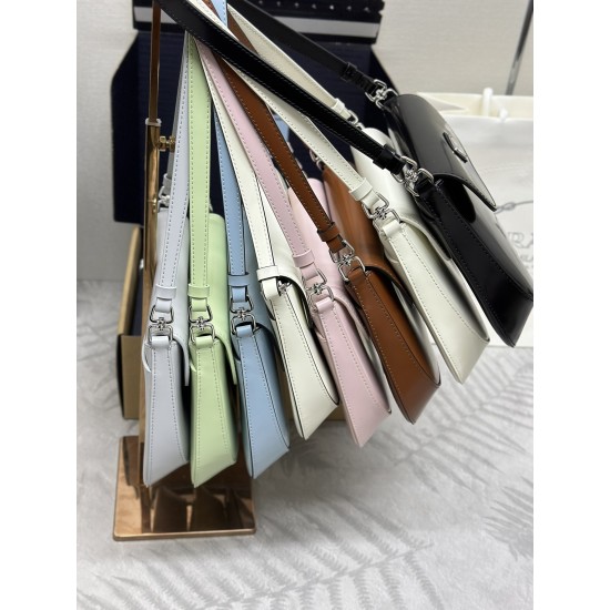 Prada Collection Top Quality
