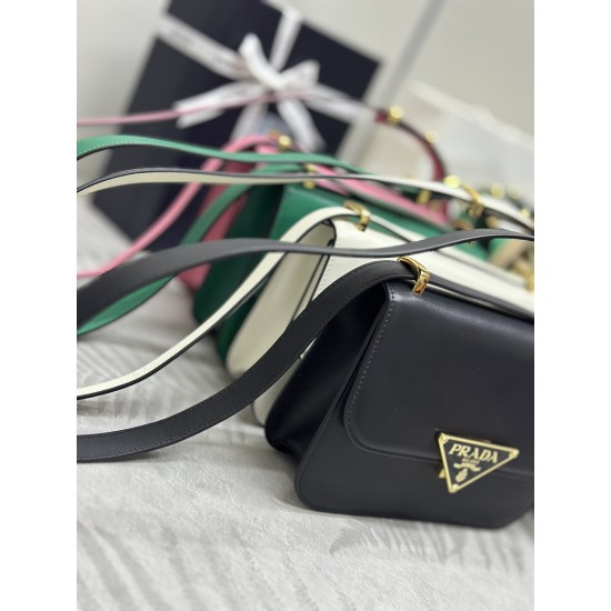 Prada Collection Top Quality
