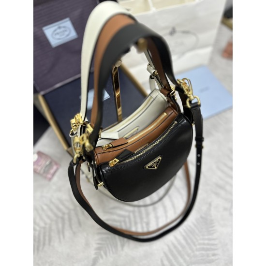 Prada Collection Top Quality

