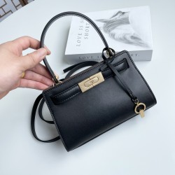 Tory Burch Collection Top Quality

