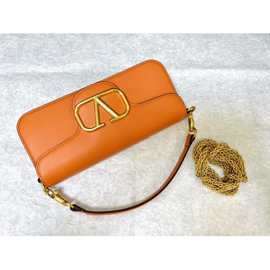 Valentino Collection Top Quality

