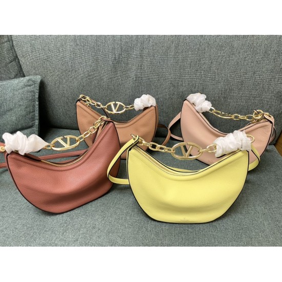 Valentino Collection Top Quality
