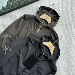 Arcteryx Clothing
