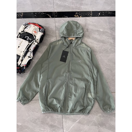 Arcteryx Clothing