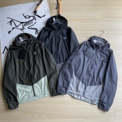 Arcteryx Clothing